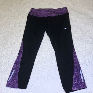 Capri workout leggings